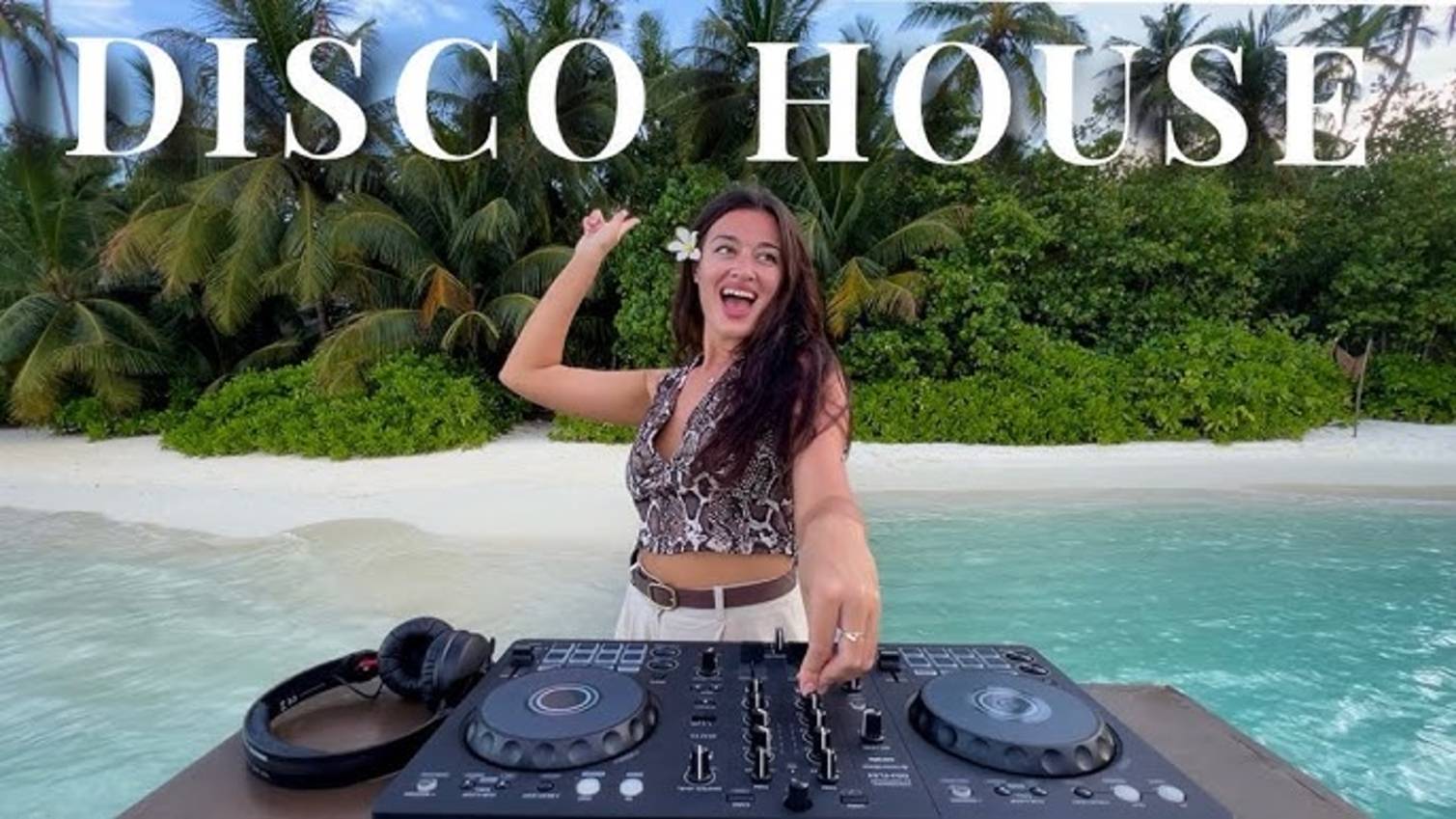Diana Bahova | Soulful Disco House Mix from the Maldives | Funky Beach Vibes | Ocean Breeze Session смотреть онлайн