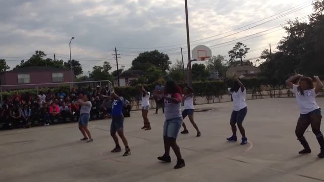 Tau Beta Sigma, Beta Omicron Chapter TXSU Greek Week Stroll Off 2013 Round 2 смотреть онлайн