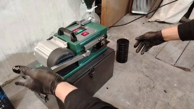 Тест моторного масла прямо из поддона 👍
В очередной раз обслуживаем автомобиль маслом Аккора💪 смотреть онлайн