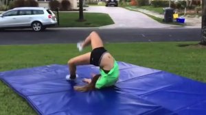 Я РЖАЛ ДО СЛЕЗ СМЕШНЫЕ ПАДЕНИЯ и НЕЛЕПЫЕ СИТУАЦИИ Смешные видео - Лучшие ПРИКОЛЫ