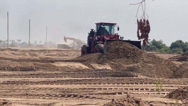 Sand Pushing Extreme Operator Big Wheel Loader Matador Ml50 & Doosan DISD Sd300n