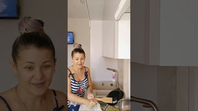 Побалтушки И салат под шубой смотреть онлайн