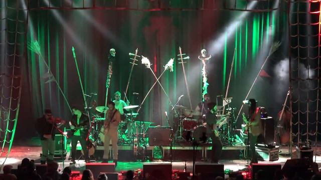 Cabinet - Heavy Rain смотреть онлайн