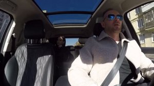 Красивая дочь олигарха щедро расплатилась с таксистом