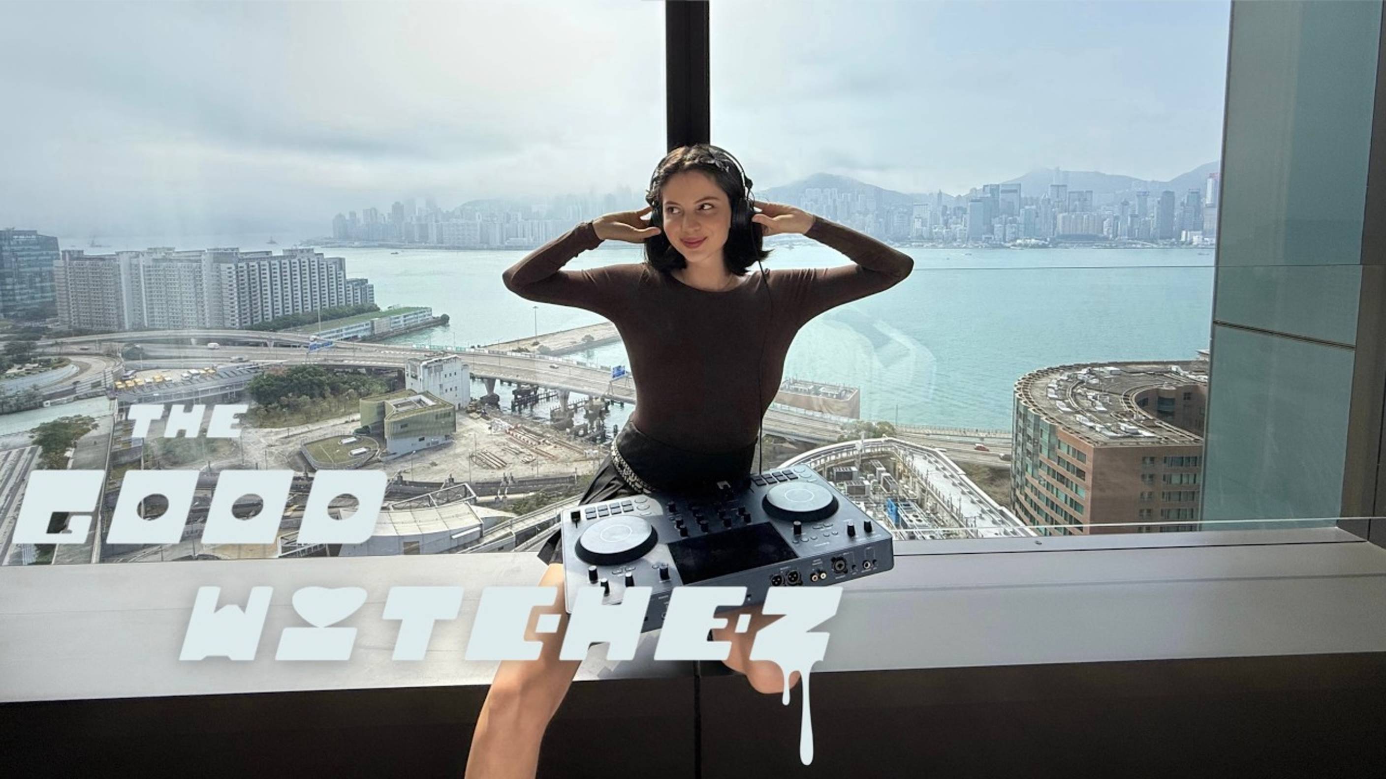 Karla Tortilla | Groovy Deep House Mix ft. Hong Kong Harbour смотреть онлайн