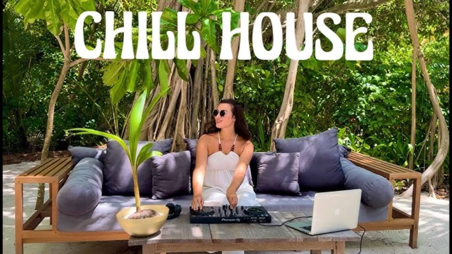 Diana Bahova | Soft Chill House DJ Mix | Maldives | Relaxing Maldivian Vibes смотреть онлайн