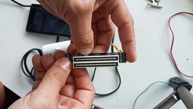 2 x 12 LED VU meter смотреть онлайн