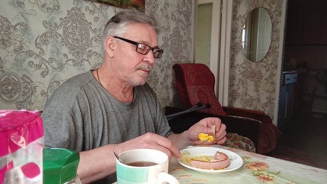 Жизнь в деревне 30.03.2025. На завтрак яйца. Муж уезжает. смотреть онлайн