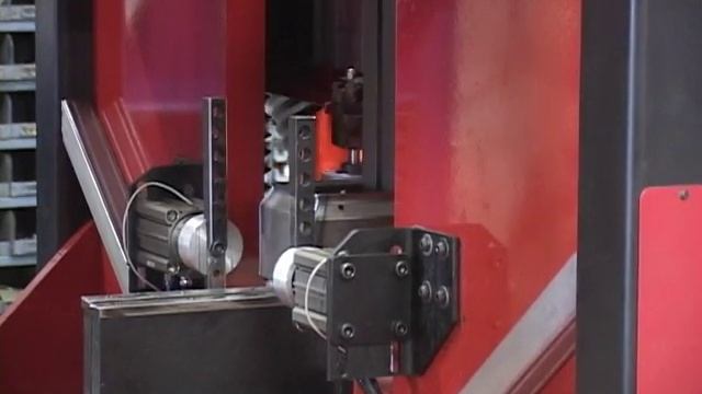 JIC Box Weld Grind смотреть онлайн