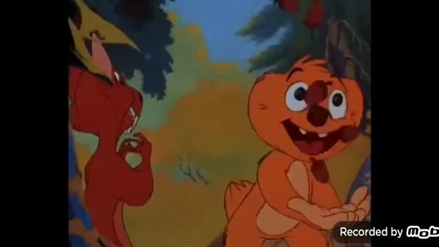 Jungledyret Hugo Hugo Is Eating Some Acorns