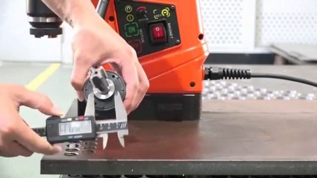 DX-120X  Magnetic Drill Tapping Machine