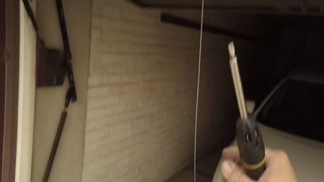 Locksmith Job 261 How To Open A Broken Garage Lock смотреть онлайн