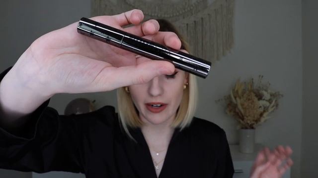 AIA Beauty Bundle | April 2022 | Nudestix смотреть онлайн