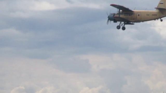 Лучше маленький...но свой...))