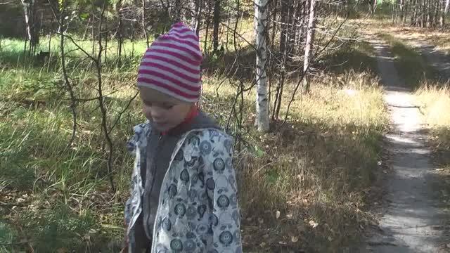 первый раз по грибы смотреть онлайн