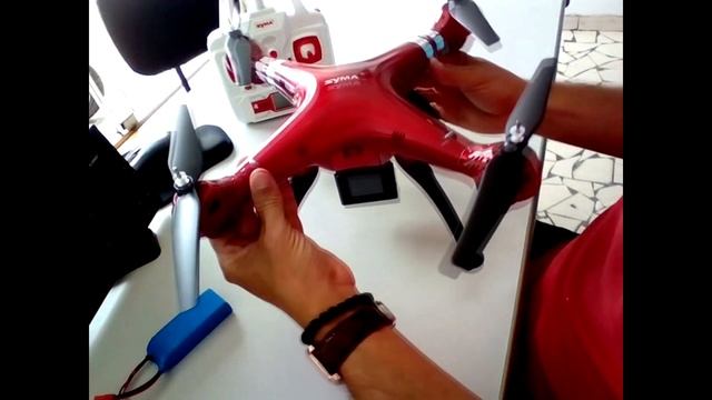 Syma X8HG; o melhor dentre os drones de baixo custo!! Comprem já!! смотреть онлайн