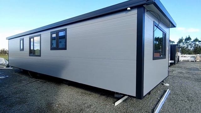 Feature Face-off: Options For Cladding Color смотреть онлайн