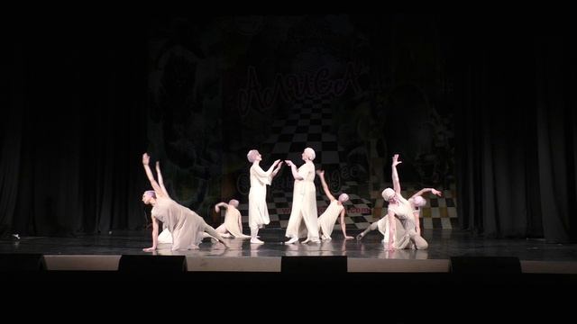 Быть женщиной смотреть онлайн