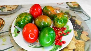 Как покрасить яйца на Пасху 3 простых способа