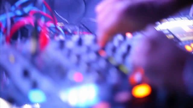 DJ GETDOWN ET ERI ON @ LIVE CLUB STRASBOURG смотреть онлайн