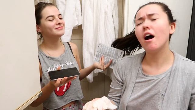 Cheap Spa Night & Trying Charcoal Bubble Face Mask | VLOGMAS Day 3 смотреть онлайн