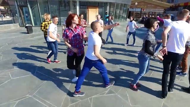 International Rueda de Casino Multi Flash Mob Anapa, Russia, March 30, 2019 смотреть онлайн
