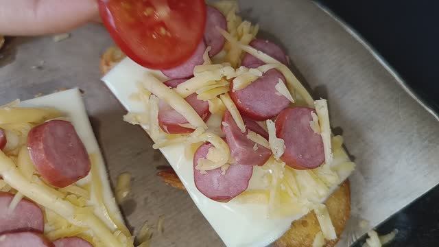 Я готовлю такие сэндвичи каждые входные ! Так вкусно, что ЗА УШИ НЕ ОТТАЩИТЬ