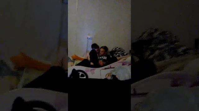 снимаю брата и друга