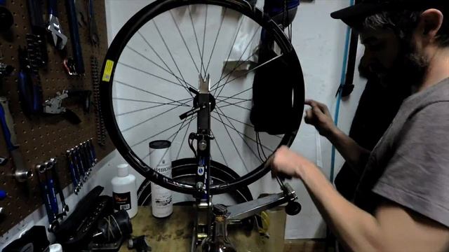 Unlearnpavement: Salsa Cutthroat Build Part: 1 смотреть онлайн