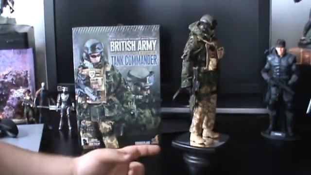 Hot Toys British Tank Commander Military Figure Review смотреть онлайн