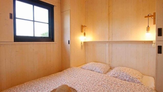 Premium Bungalow in Ploemel with Swimming Pool Sauna, Ploemel, France смотреть онлайн