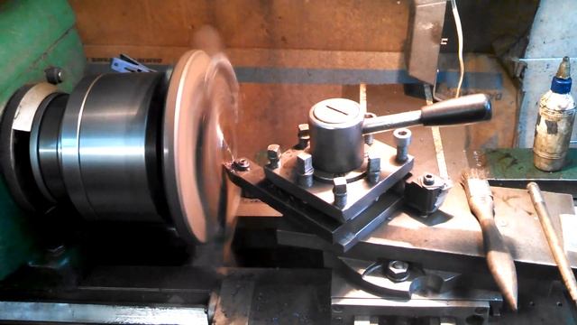 Как спустить лезвие топора на токарном станке. смотреть онлайн