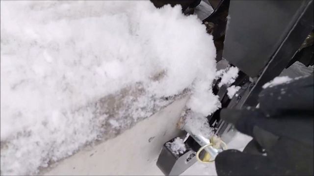 I adapt the pallet forks to the 3 point hitch so that I can haul wood and keep using the snowblower смотреть онлайн