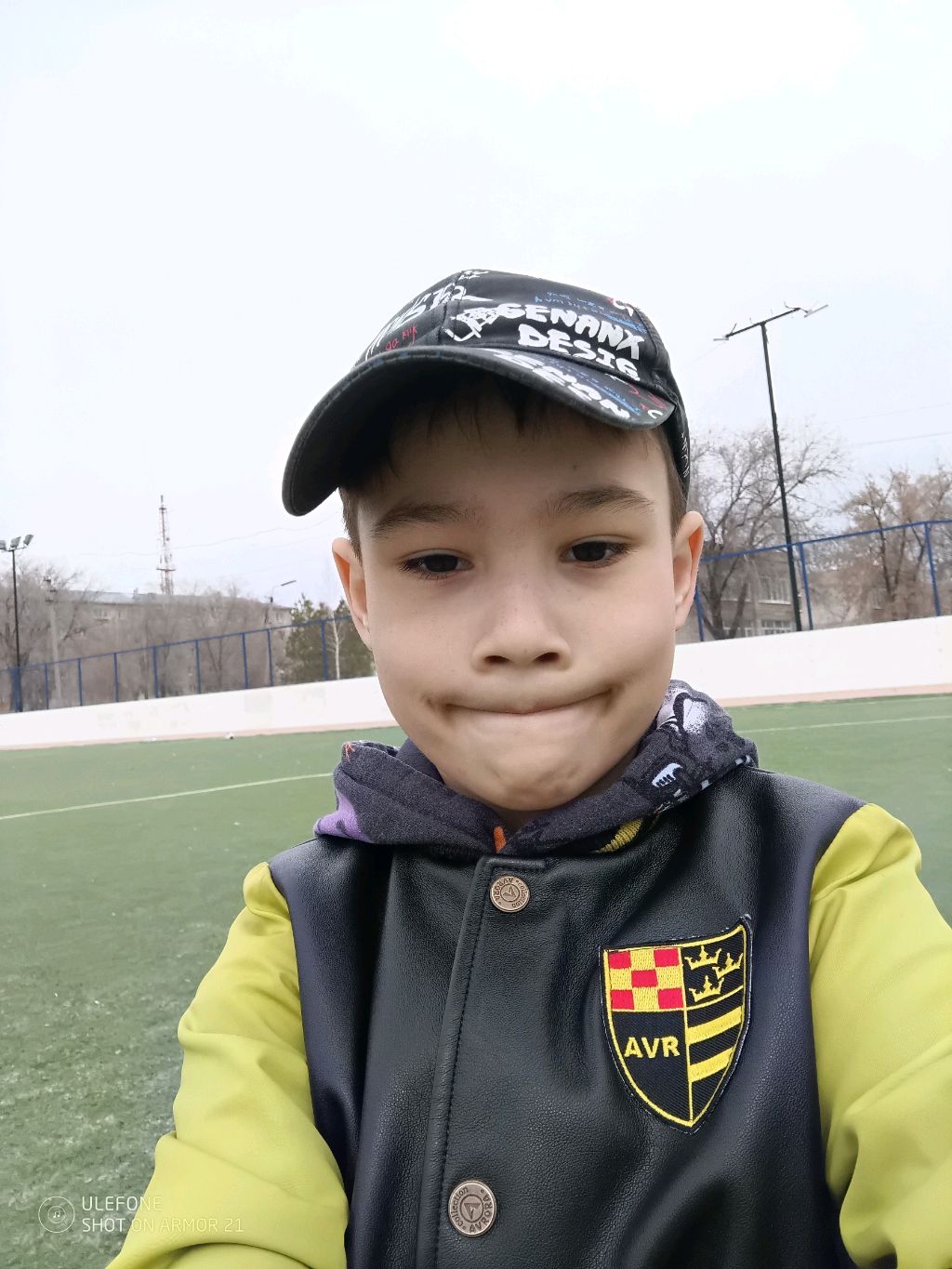 я играю в футбол смотреть онлайн