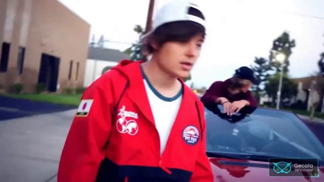 Делаем реакцию на клип Ивангая 5 Минут Назад