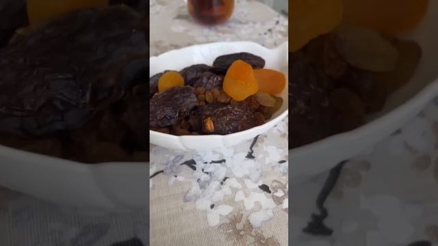 СЕГОДНЯ УХАЖИВАЮ ЗА БОЛЬНОЙ ЗАРЕМОЙ 💖 смотреть онлайн