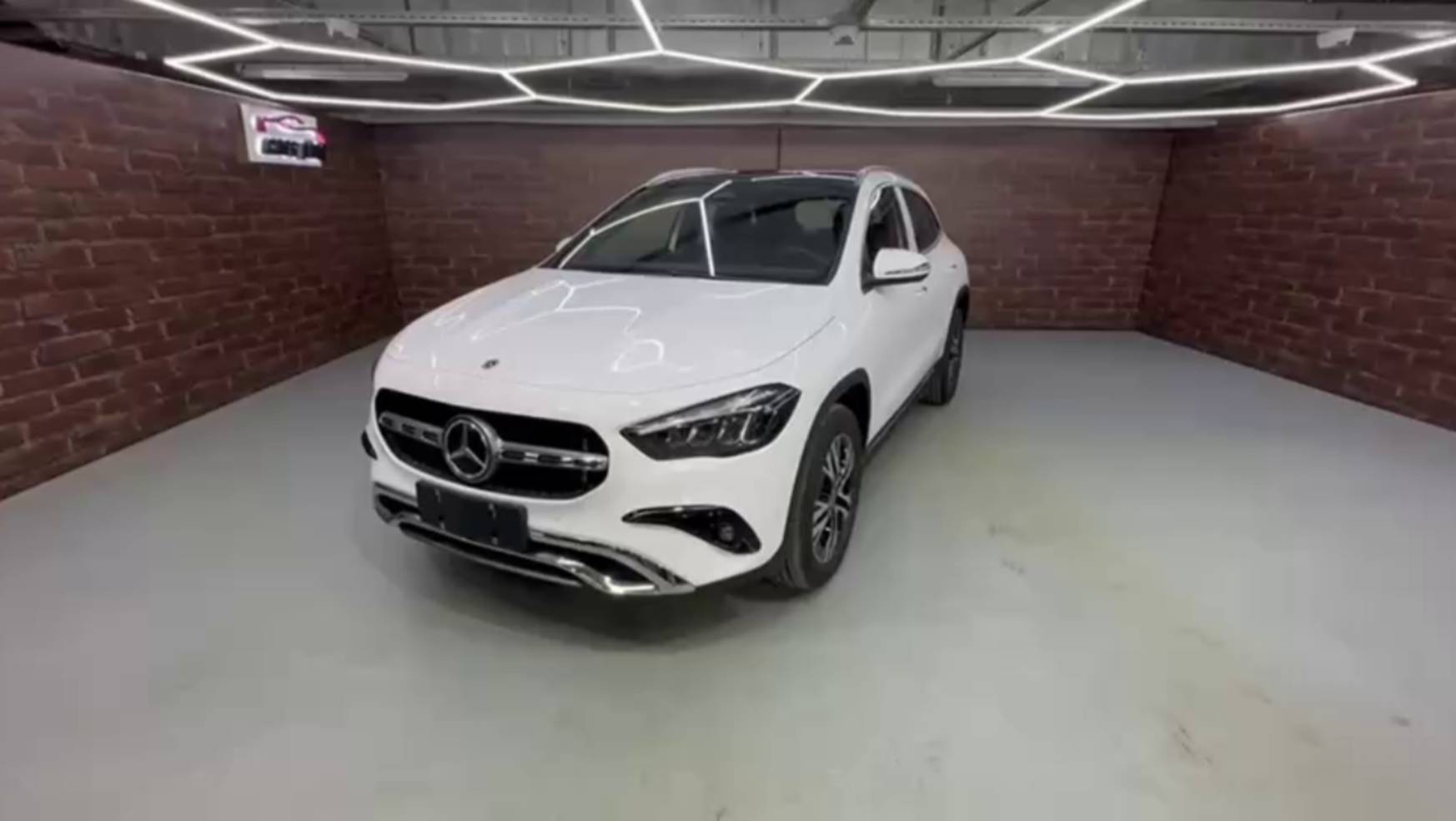 В наличии Mercedes Benz GLA👇