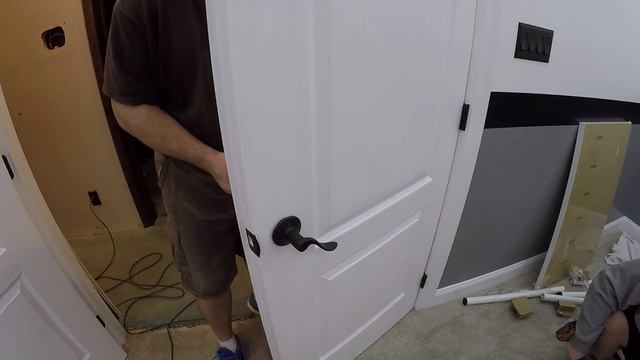 How to Install Door Handles on Double Doors / How to Install a Dummy Door Handle смотреть онлайн