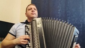 Я подарю вам ландыши
Дарите женщинам цветы
Jazzdauren 🪗🎼