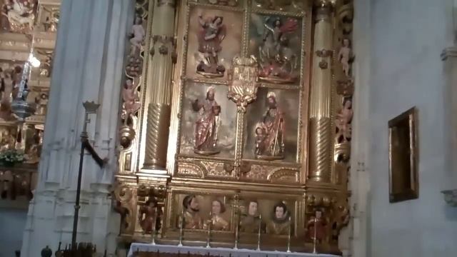 Capilla Real Cathedral Granada смотреть онлайн