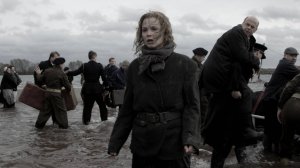 Шторм (краткий пересказ фильма. КЛИФФХЭНГЕР)