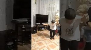 цыганские дети,танцы