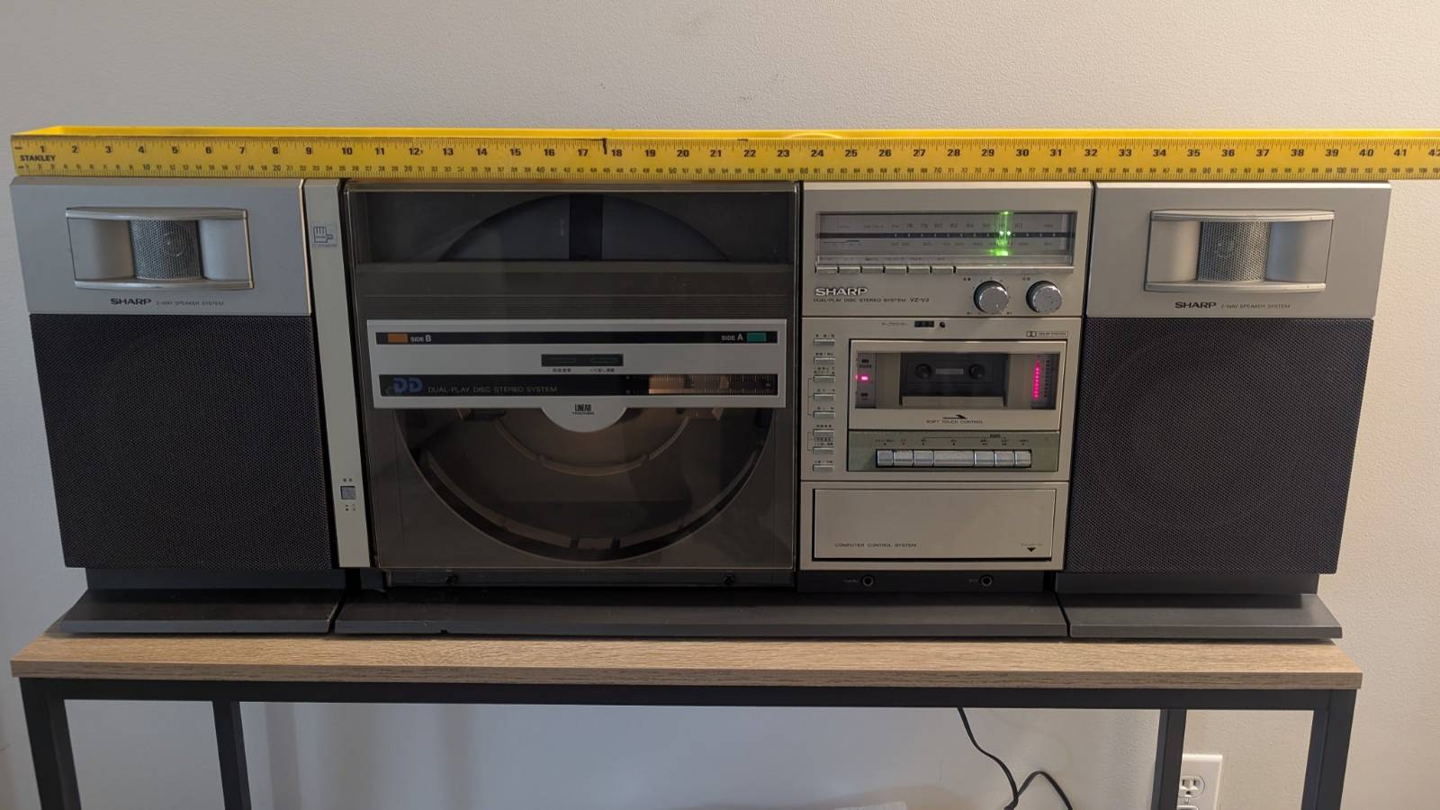 Стереосистема Sharp VZ-V3-Япония-1081-1983-год смотреть онлайн