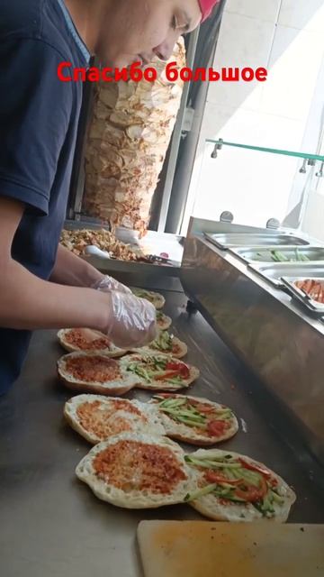Шаурма в лепёшке #food #шашлык #тандыр #душанбе #kebab #масква #тачикистан #новости смотреть онлайн