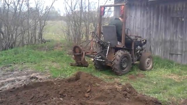 самодельный минитрактор 13 лс проба плуга смотреть онлайн