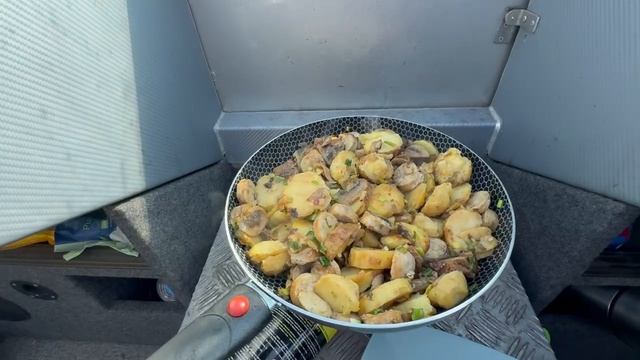 Лёгкий перекус...