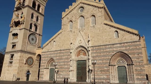 Messina Cathedral largest astronomical clock Sicily Italy 墨西拿大教堂 美西納教堂 建於十二世紀 有鐘樓和古天文鐘 意大利 西西里島 смотреть онлайн