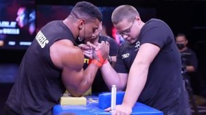 SCHOOLBOY VS LARRY WHEELS | ARM WRESTLING SUPER MATCH 2021