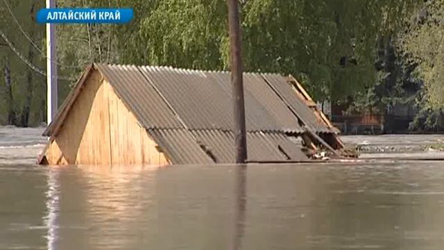 В пострадавший от паводка Быстрый Исток приехал Губернатор Александр Карлин