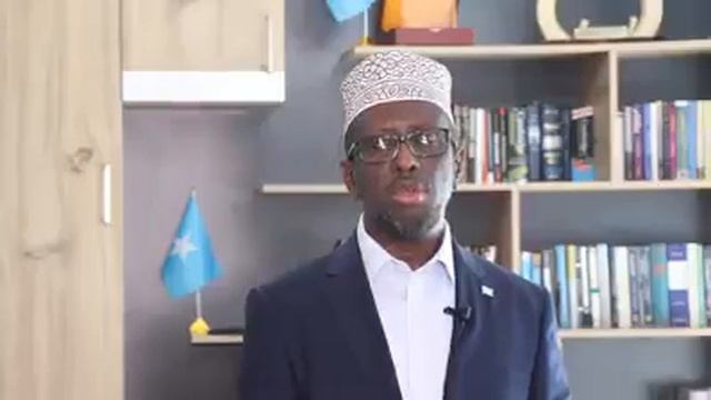 Madaxweyn shiekh shariif iyo ciid manta смотреть онлайн